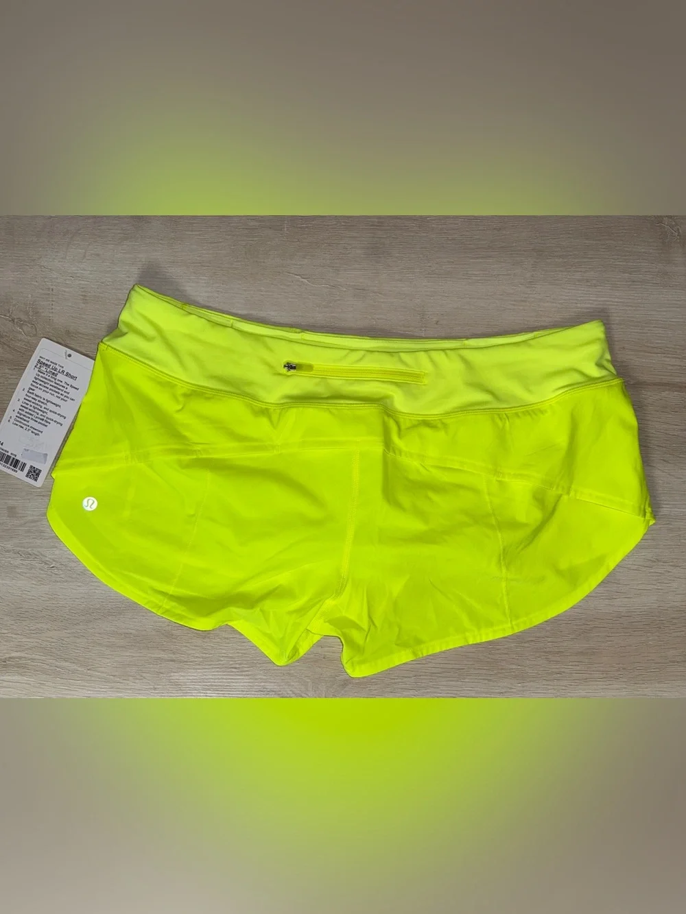 Lululemon Speed Up Low Rise Short 2.5 Lined NWT Size 14